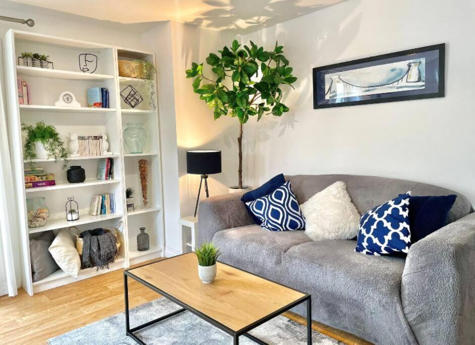 Lovely 2-Bedroom Bristol Apartment. Free Parking. Экстерьер фото