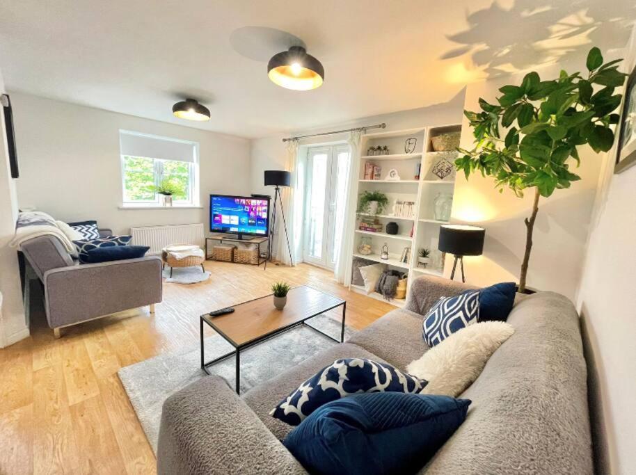 Lovely 2-Bedroom Bristol Apartment. Free Parking. Экстерьер фото